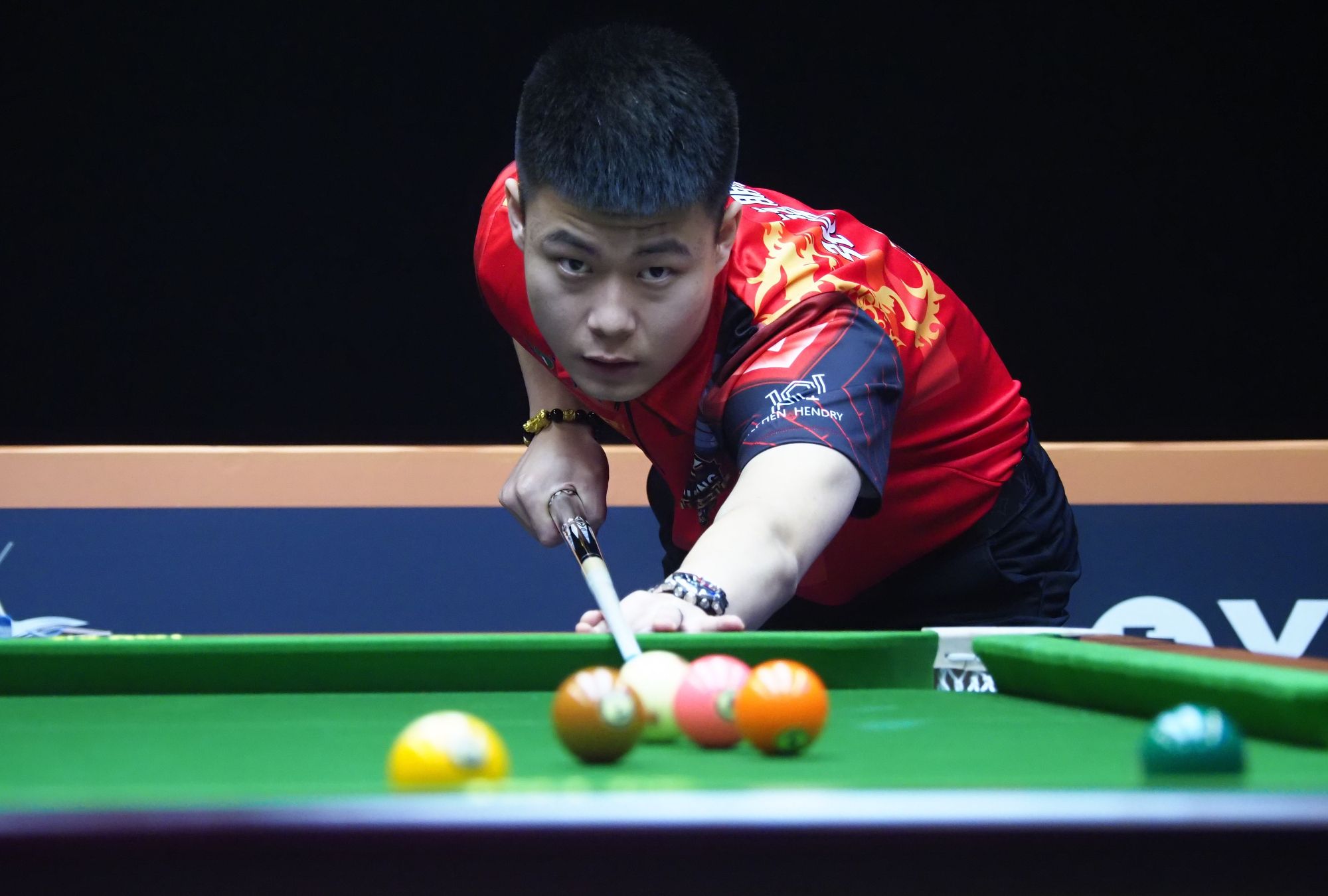 和评论员的 和评论员的