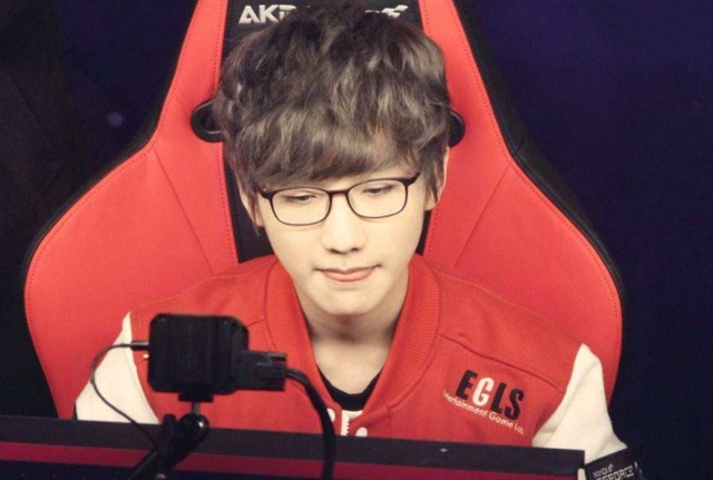 也能从中洞 也能从中洞